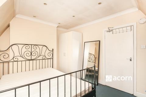 3 bedroom flat to rent, Peckham Rye London SE15