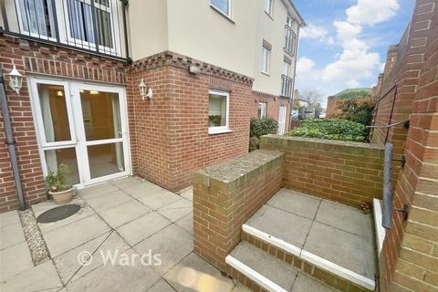 1 bedroom ground floor flat for sale, Stanley Road, Folkestone, Kent