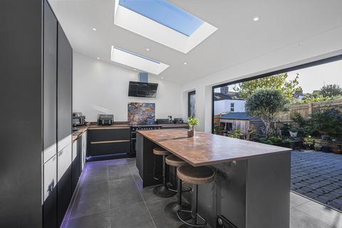 3 bedroom semi-detached house for sale, Meeching Rise, Newhaven
