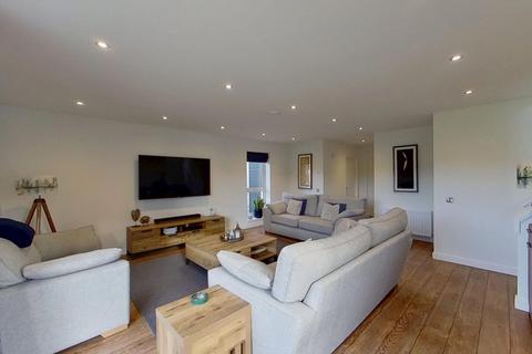 4 bedroom detached house for sale, 12 MacLeod Gardens, Croy, Inverness, IV2 5JT