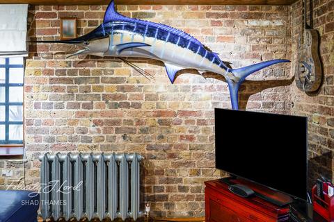 2 bedroom apartment for sale, Butlers & Colonial Wharf, Shad Thames, SE1