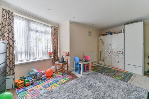 1 bedroom flat for sale, Pampisford Road, South Croydon, CR2