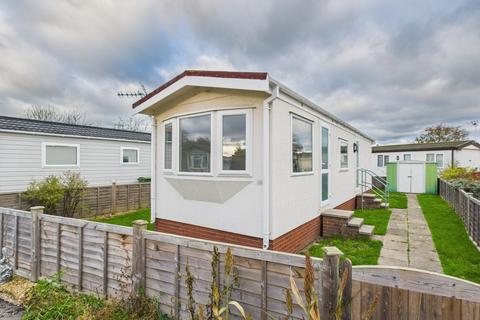 undefined, Meadow Park, Sherfield-On-Loddon, RG27