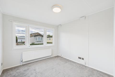 undefined, Meadow Park, Sherfield-On-Loddon, RG27