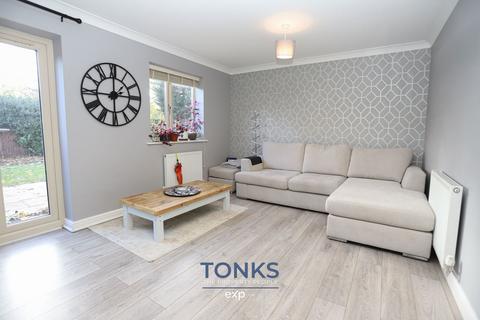 3 bedroom end of terrace house for sale, Old Hawne Lane, Halesowen B63