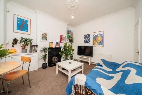 1 bedroom flat for sale, Sulgrave Road, London W6