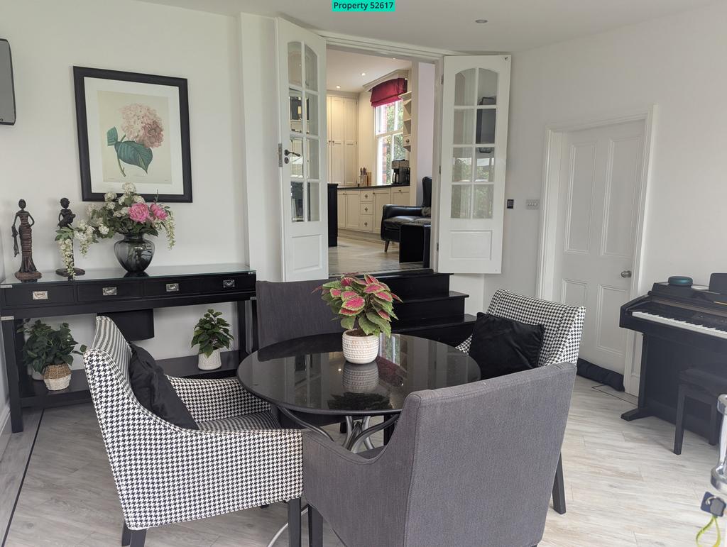 Garden Room / Dining 2