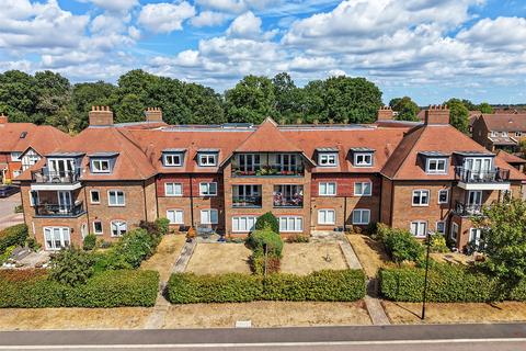 2 bedroom retirement property for sale, Hartfield Road, Leatherhead, Surrey, KT22