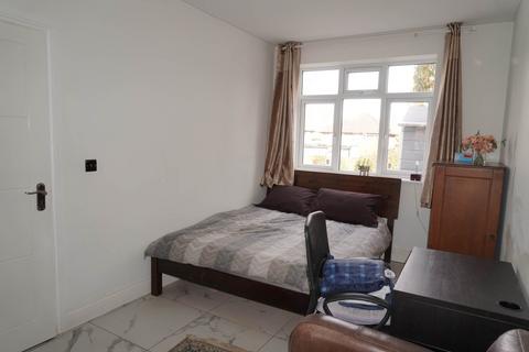 undefined, The Ridings, London