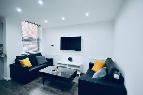 9 bedroom house to rent, 4A Lawrence Road, Liverpool L15