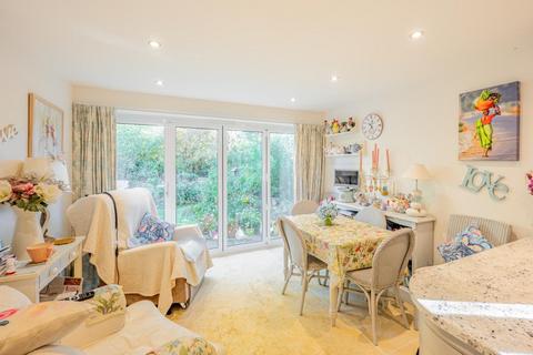 undefined, Upper Minety, Malmesbury, Wiltshire, SN16