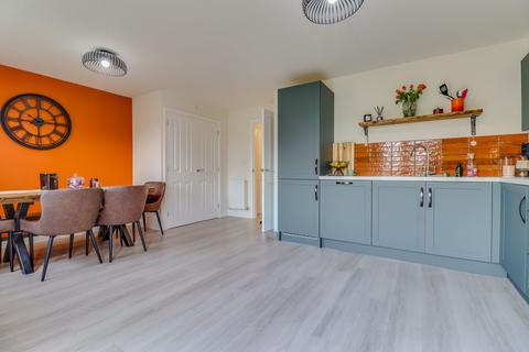 4 bedroom detached house for sale, Glenmore Road, Lubbesthorpe, LE19