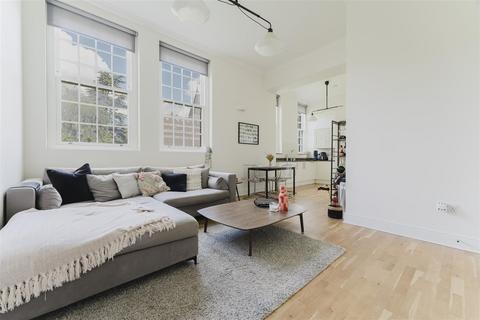 2 bedroom apartment for sale, Clerkenwell House, Hilda Road, Hanwell Borders