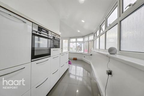3 bedroom semi-detached house for sale, Malpas Road, Newport
