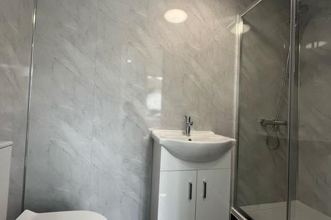 House share to rent, Hunters Grove,  Hayes, UB3