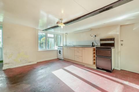 undefined, Holloway, East Knoyle, Salisbury, Wiltshire