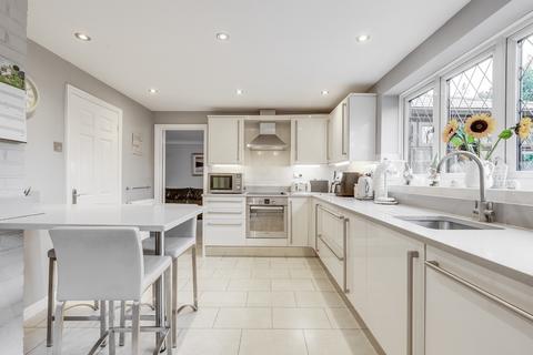 4 bedroom detached house for sale, Mendlesham, Panshanger, Welwyn Garden City, AL7 2QG