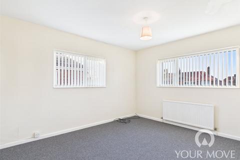 3 bedroom end of terrace house for sale, Elm Drive, Cheshire CW1