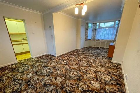 3 bedroom end of terrace house for sale, Saxon Avenue, Hanworth, Middlesex, TW13