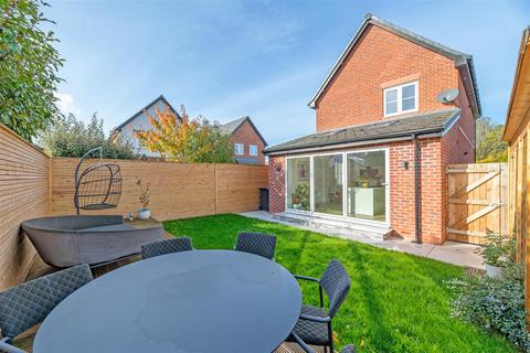 3 bedroom detached house for sale, Calf Hey, Great Sankey, Warrington