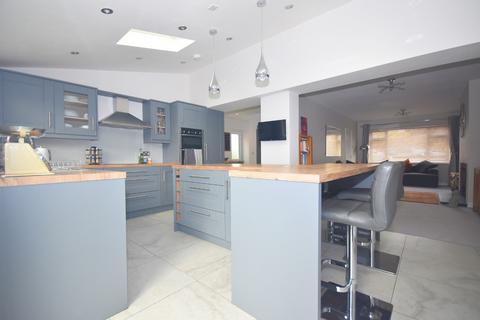undefined, Manor Road, Aylesbury HP22