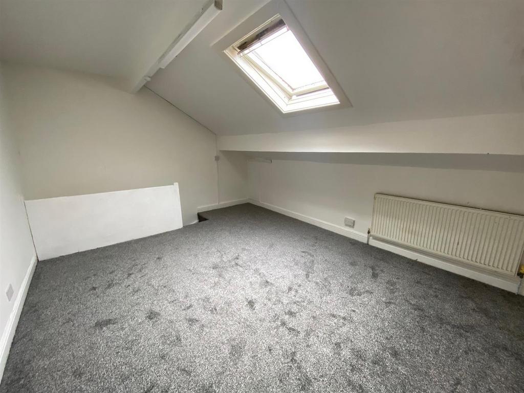 Attic room.jpg