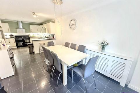 3 bedroom terraced house for sale, Valley View Close, Plymouth PL3