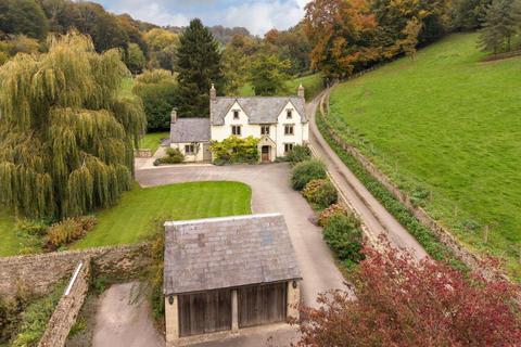 Ozleworth, Wotton-under-Edge, Gloucestershire, GL12