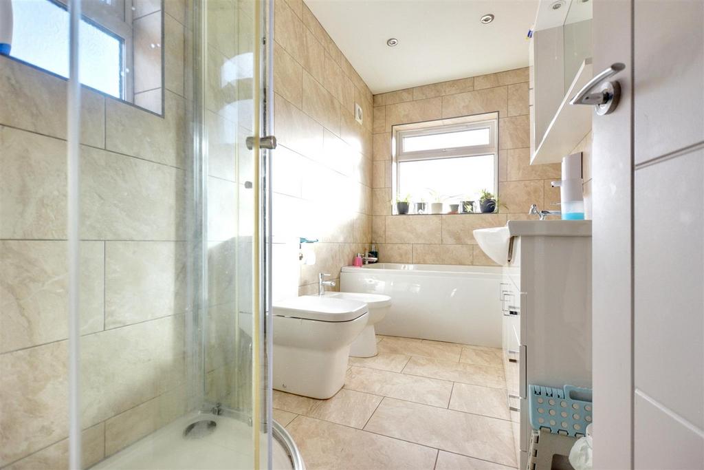 Bathroom.jpeg