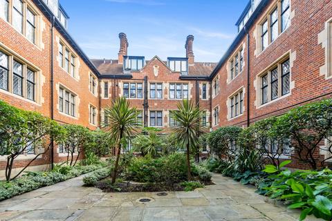 2 bedroom flat to rent, Kensington Church Street, London W8