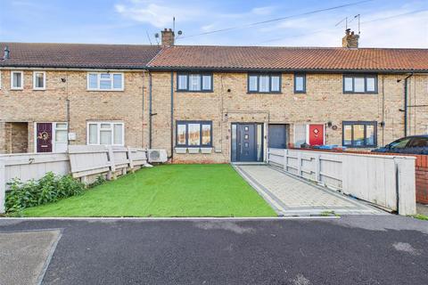 3 bedroom terraced house for sale, Burcott Garth, Kingston Upon Hull