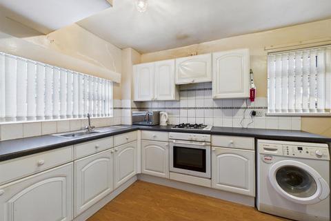 2 bedroom end of terrace house for sale, Sycamore Avenue, Whitley Bay