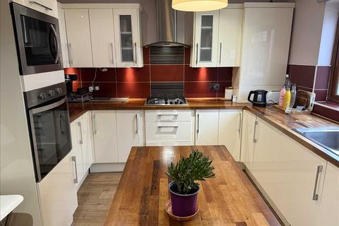 23 Norfolk Road, Feltham, TW13 5BX