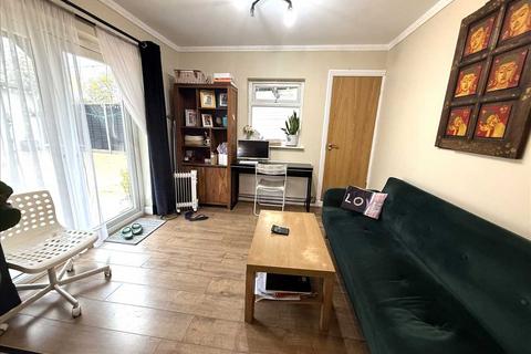 23 Norfolk Road, Feltham, TW13 5BX