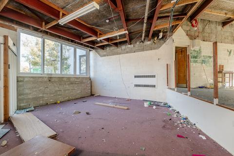 2 bedroom block of apartments for sale, Kyle IV40