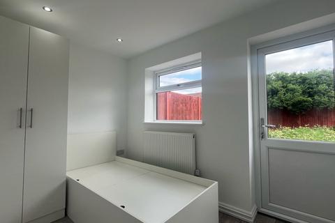 House share to rent, Hunters Grove,  Hayes, UB3