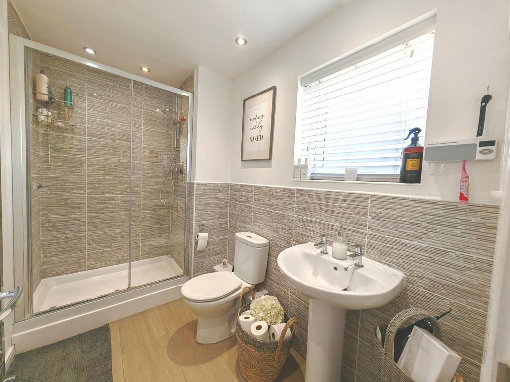 Ensuite