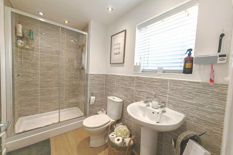 4 bedroom detached house for sale, Acacia Gardens, South Shields, NE34