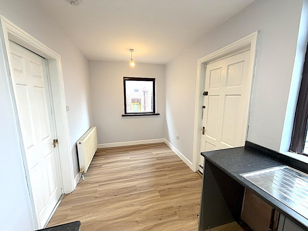 Dining area.jpg