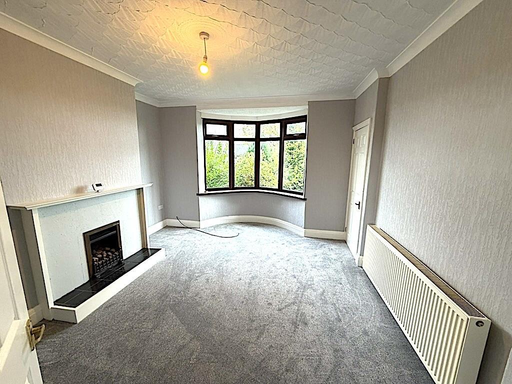 Living room 2nd.jpg