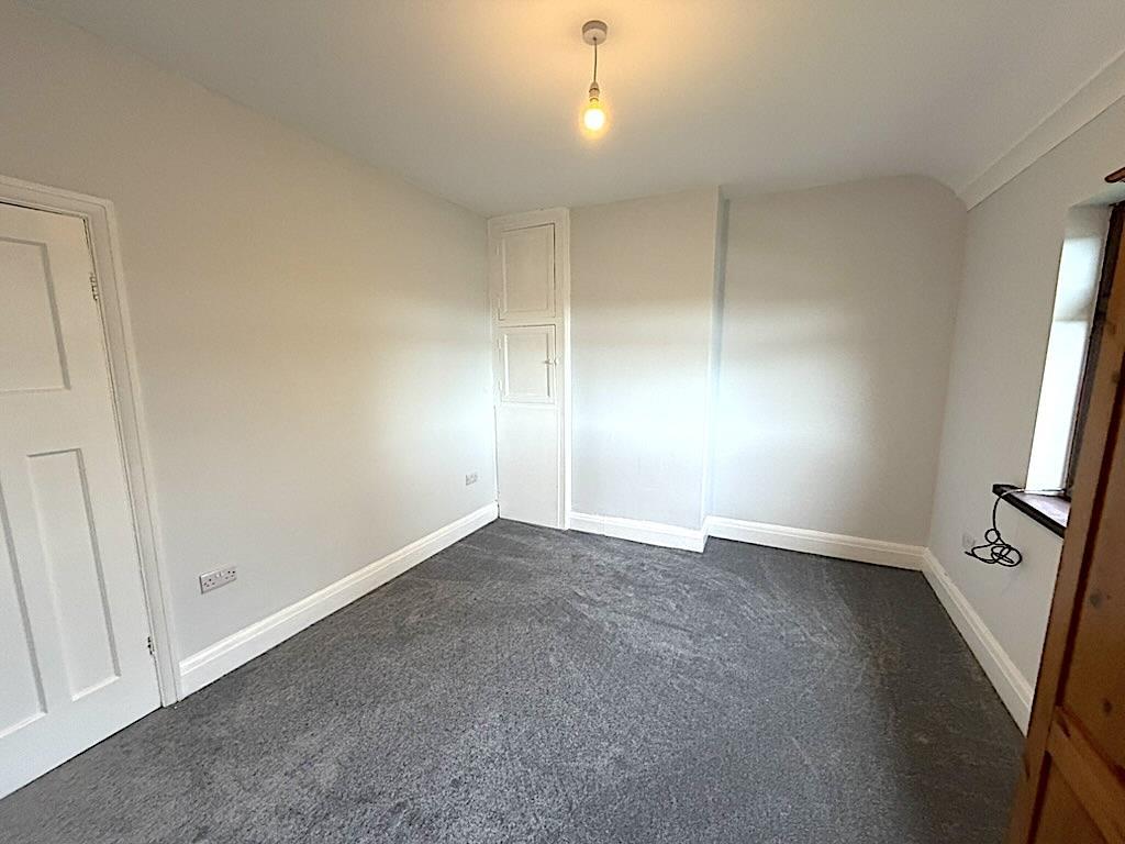 Bedroom 1 2nd.jpg