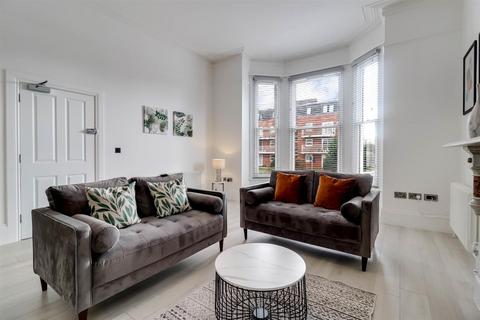 2 bedroom flat to rent, Christchurch Road GL50 2NY