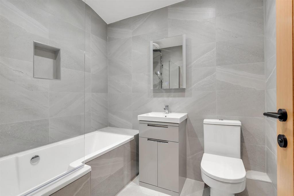 Family bathroom