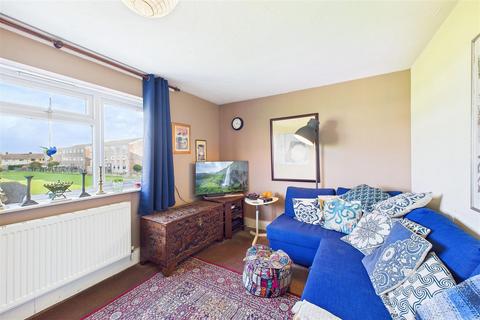 1 bedroom flat for sale, Close to Clevedon’s seafront and town centre