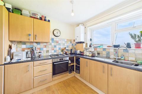 1 bedroom flat for sale, Close to Clevedon’s seafront and town centre