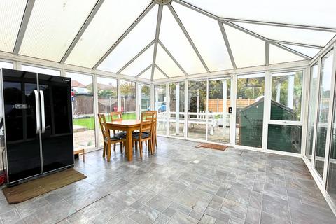 undefined, Love Lane, Aveley, South Ockendon, Essex, RM15