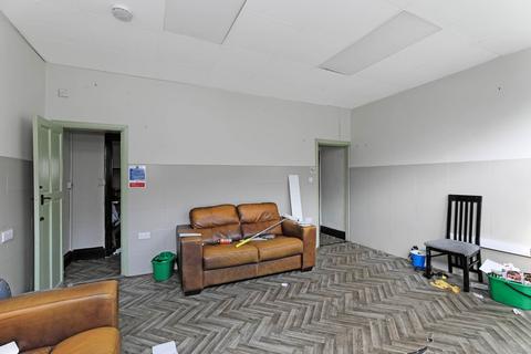 undefined, Fountain Street, Morley