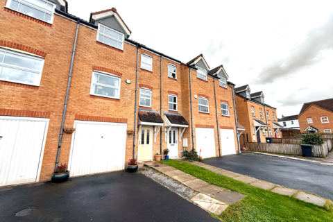 4 bedroom townhouse for sale, Sunset View, Dipton DH9