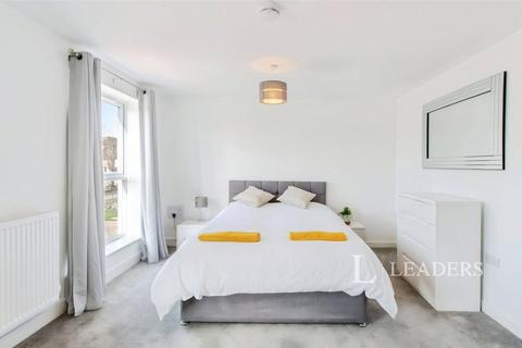 1 bedroom in a house share to rent, St. Johns Close, Peterborough, Cambridgeshire, PE3