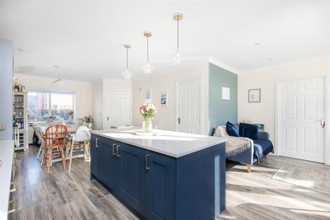 5 bedroom detached house for sale, Shoreswood Way, Great Park, NE13